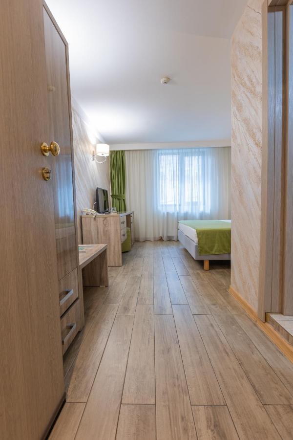 Hotel Corvaris Bucharest Exterior photo